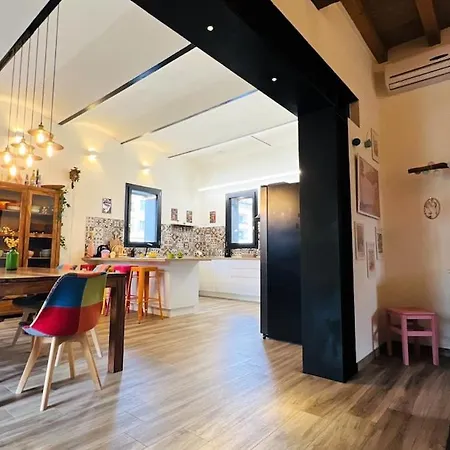 Private Pool In The Heart Of Motor Valley Apartament Formigine