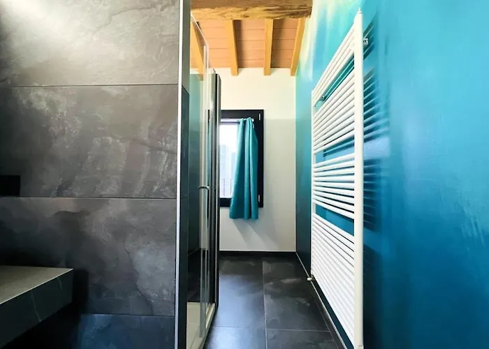 Daire Private Pool In The Heart Of Motor Valley