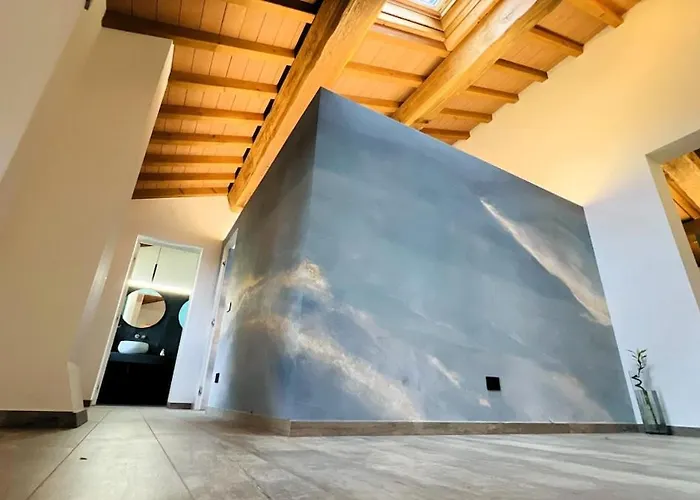 Private Pool In The Heart Of Motor Valley Formigine