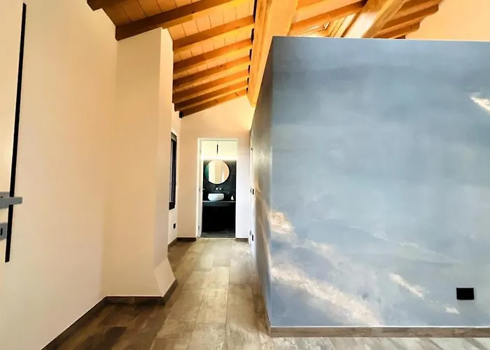 Private Pool In The Heart Of Motor Valley Daire Formigine