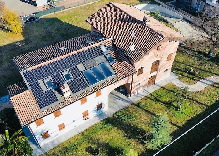 Private Pool In The Heart Of Motor Valley Daire Formigine